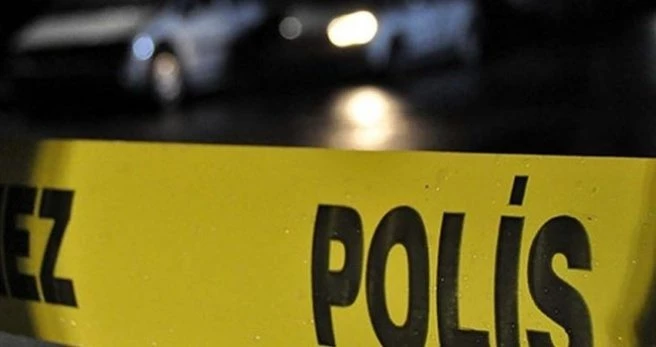 `DUR` İHTARINA UYMAYAN OTOMOBİLDE UYUŞTURUCU BULUNDU