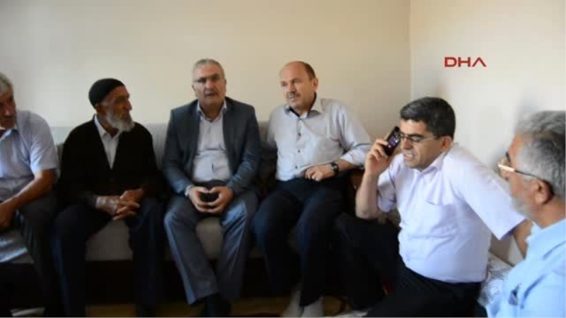 Durdurmak İstediği Tankın Üzerinden Düşen Konyalı İnşaat Ustası, Yaşam Mücadelesi Veriyor