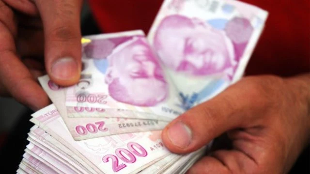 Ekonomi Üçüncü Çeyrekte Yüzde 1.8 Küçüldü (2)