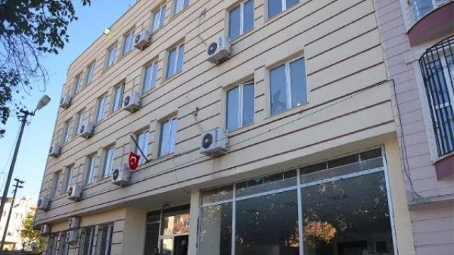 El Konulan Fetö Dershanesi Ücretsiz Eğitim Merkezi Oldu