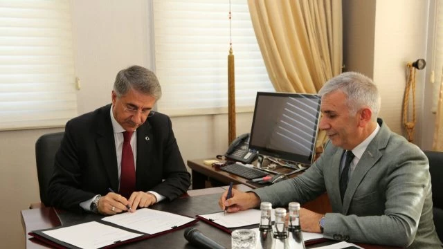 Elazığ Belediyesi`nden Personeline Dil Eğitim Desteği
