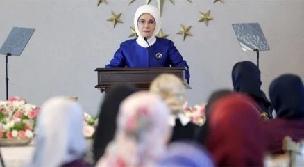 Emine Erdoğan, vali eşleri ile bir araya geldi