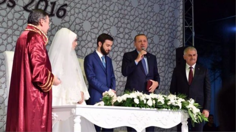 Erdoğan ve Başbakan Yıldırım nikah şahidi oldu