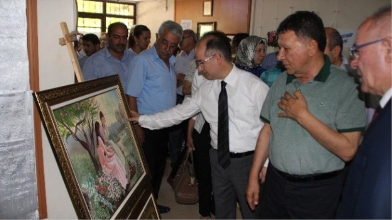 Erzin Halk Eğitim Merkezi Yılsonu Sergisi Açıldı