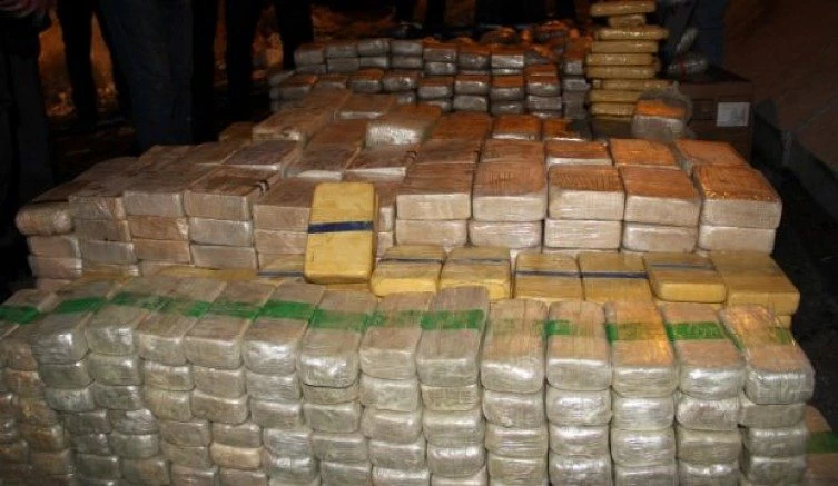 ERZİNCAN`DA 1 TON EROİN YAKALANDI