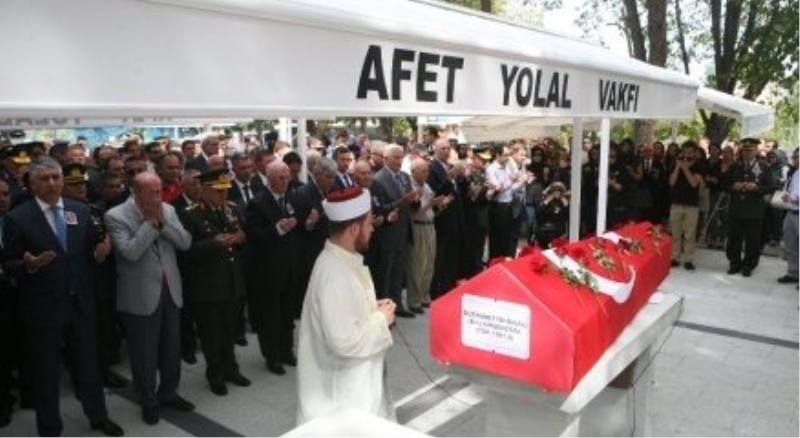 Eski MİT Müsteşarı Burhanettin Bigalı son yolculuğuna uğurlandı
