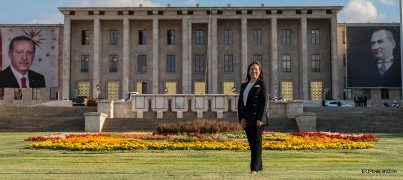 ESKİŞEHİR MV. PROF.DR. EMİNE NUR GÜNAY İSTİKLAL MARŞI  100. YIL MESAJI 