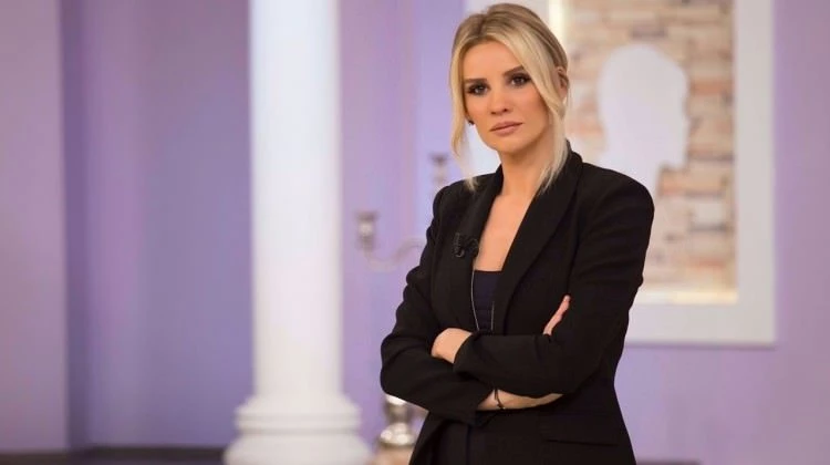 Esra Erol'dan şehit ailelerine destek