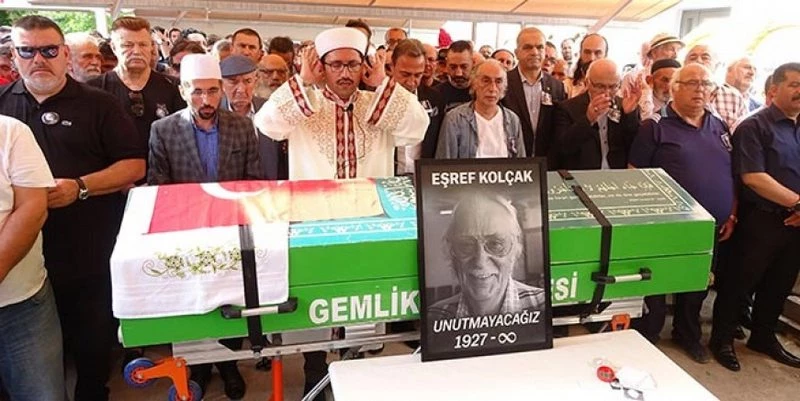 EŞREF KOLÇAK SON YOLCULUĞUNA UĞURLANDI