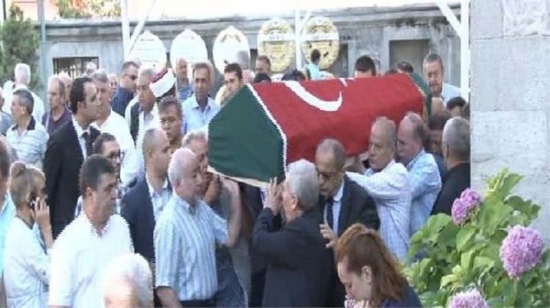 F klavyenin mucidi son yolculuğuna uğurlandı