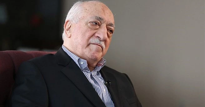 FETÖ şüphelisi subaylara `iltica` talimatı
