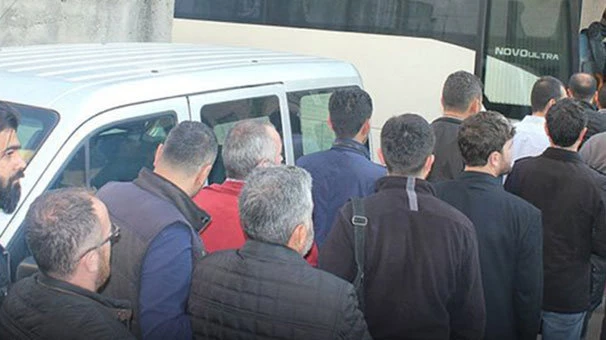 FETÖ`nün kargo şirketi yöneticilerinin cezası belli oldu