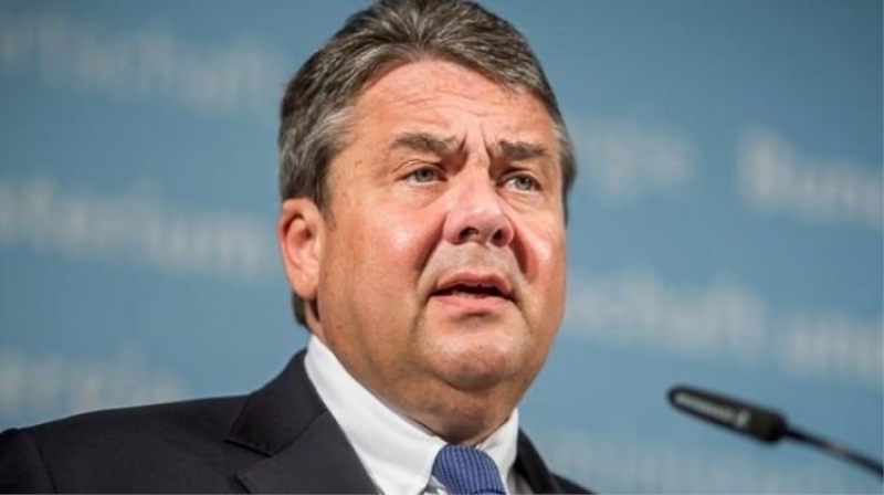 Gabriel: Türkiye'yi AB'ye zaten almayacağız ama...