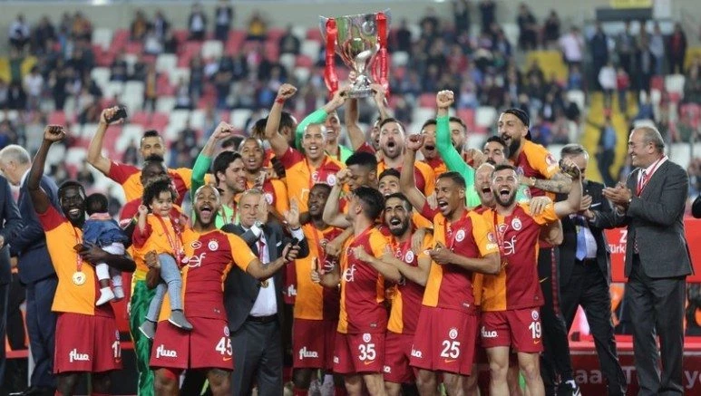 GALATASARAY 18.KEZ ŞAMPİYON
