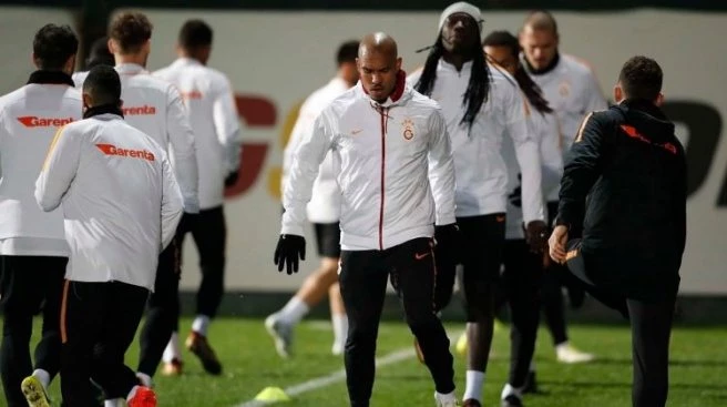 GALATASARAY?DA NİGEL DE JONG ANTRENMANDA