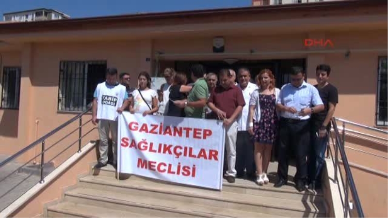 Gaziantep`te Sağlık Çalışanlarından Şiddet Protestosu