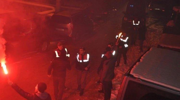 Gençlerden Jandarmaya ihbarlı sürpriz