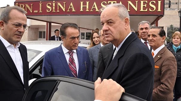 Genelkurmay eski Başkanı İlker Başbuğ, Baykal`ı ziyaret etti