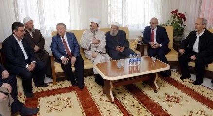 Görmez?den şehit kaymakamın evine ziyaret