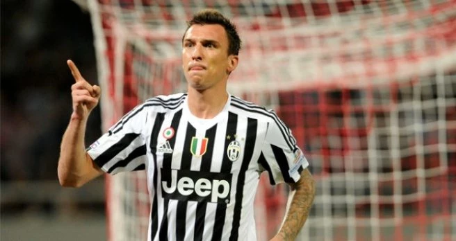 G.Saray, Gelecek Sezon Mandzukic`i Arena`ya Getirmek İçin Kolları Sıvadı