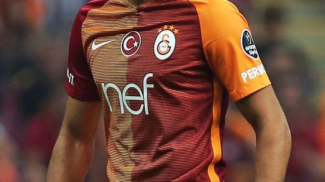 G.Saray`da iki isim tazminatla gönderildi! Rakam..