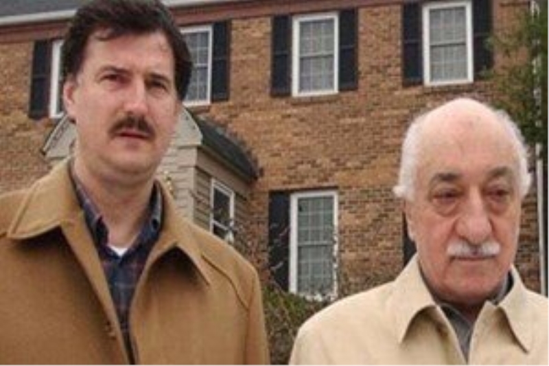 Gülen`in sağ kolunun 8 akrabası tutuklandı