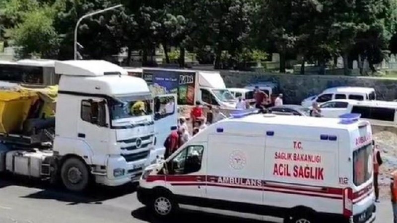 Hafriyat kamyonunun altında kalan 16 yaşındaki çocuk, feci şekilde can verdi