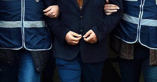 Hakkari`de 2 rütbeli asker FETÖ`den tutuklandı