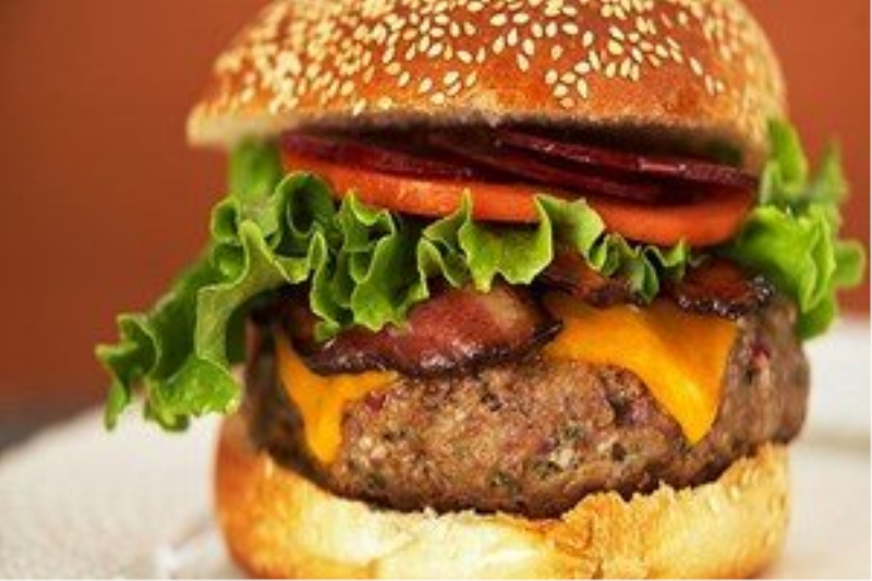 Hamburger Alzheimer?a yol açıyor!..