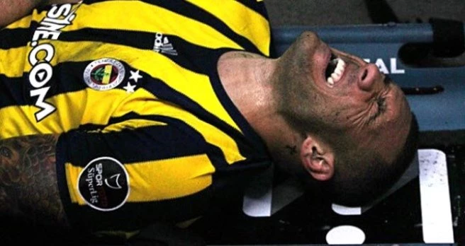Hastanede Ameliyat Olan Fernandao`nun Yanına Kimse Gitmedi