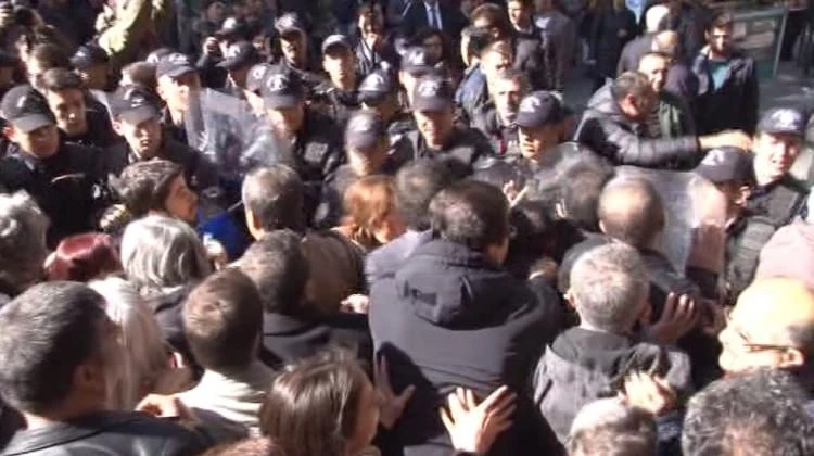 HDP'liler ortalığı birbirine kattı