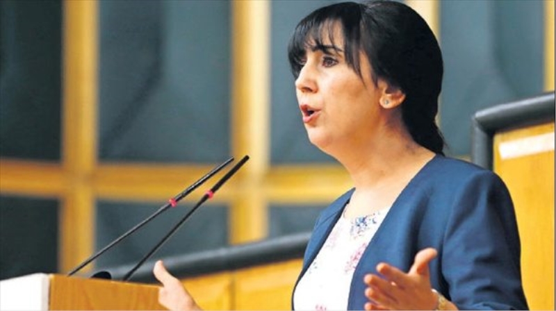 HDP: Üç eskiden bir yeni çıkmaz