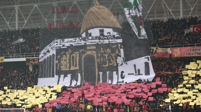 HELAL OLSUN! MAÇA DAMGA VURAN KUDÜS KOREOGRAFİSİ