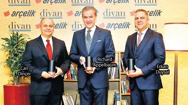 Hey Asista ışıkları kapat, müziği aç!