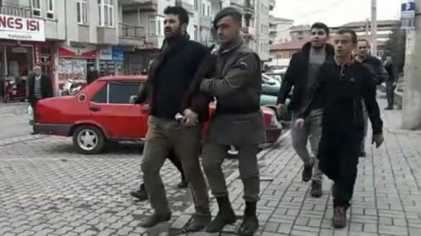 Hırsız diye kovaladılar, FETÖ şüphelisi çıktı!