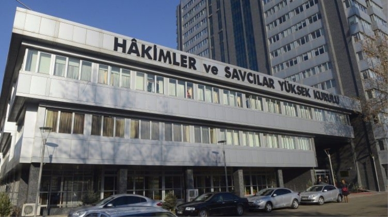 HSYK 66 hakim ve savcıyı ihraç etti