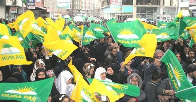 HÜDA PAR Genel Başkan Yardımcısı: Yetmez ama evet