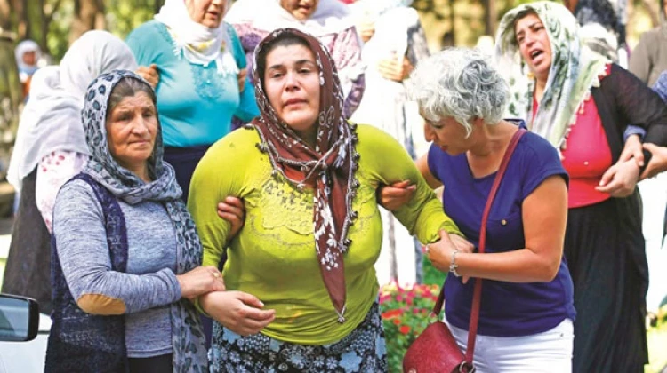 İki evladını toprağa verdi üçüncüsünü kabul etmedi
