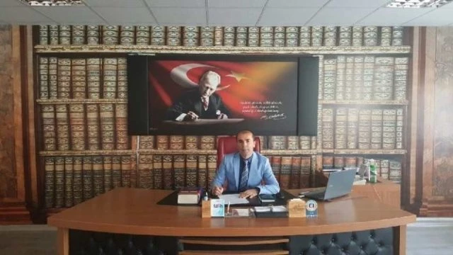 İlçe Milli Eğitim Müdürü Ekinci`den Öğretmenler Günü Mesajı