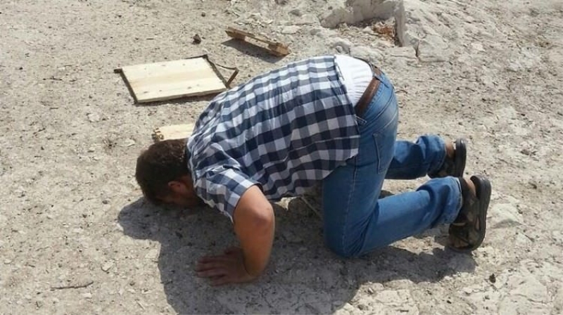 İlk işi vatan toprağını öpmek oldu