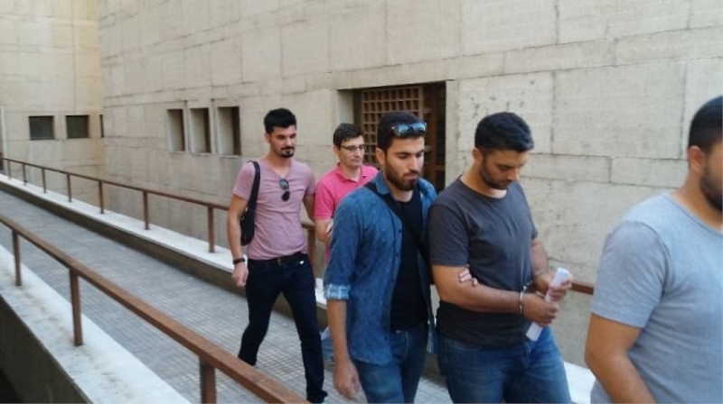 İmralı'daki 2 subaya tutuklama