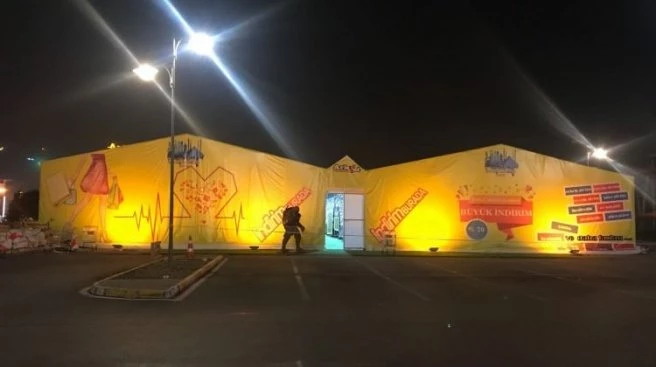 İndirimi duyan çadıra koştu!