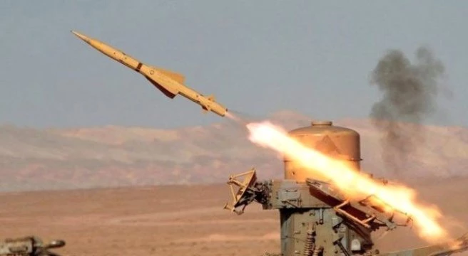 İran Destekli Husiler, Abu Dabi?ye Füze Fırlattı