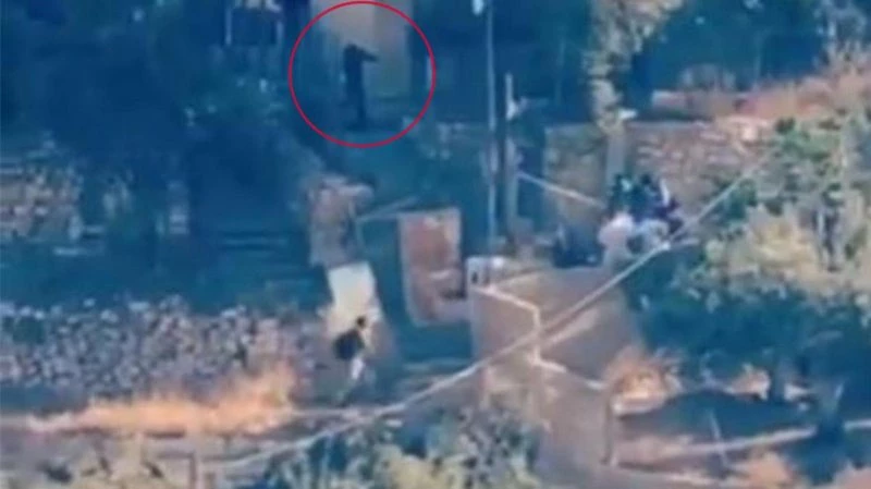 İsrail`de siviller sokaklarda Filistinlilere şiddet uyguluyor