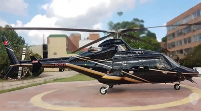 İstanbul`da helikopter düştü: 1 kişi hayatını kaybetti