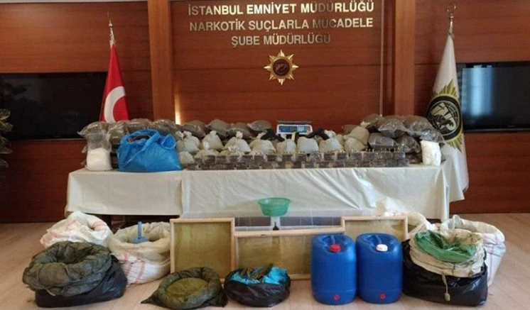 İstanbul Havalimanın da Uyuşturucu Operasyonu
