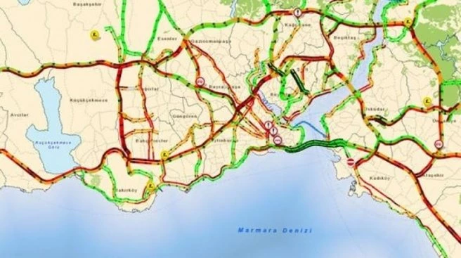 İstanbul trafiği felç oldu
