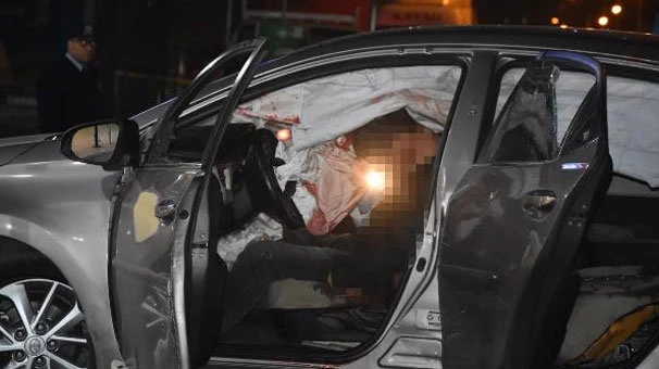 İzmir`de 2 grup arasında silahlı çatışma; 1 ölü, 2 yaralı