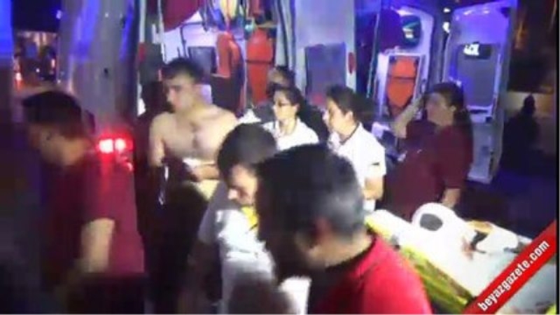 Jandarma Eğitim Alayında Askerler Birbirine Girdi: 1`i Ağır, 10 Yaralı