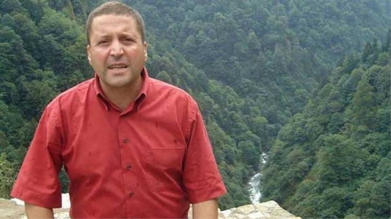 Kalp profesörü, kalp gününde kalp krizi geçirdi